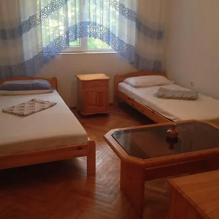 Mirela Apartment