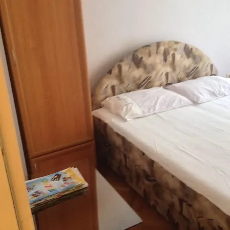 Apartament Mirela *